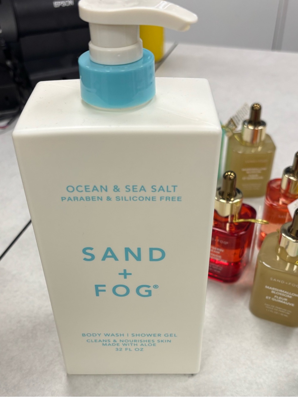 Sand + Fog Ocean & Sea Salt Body Wash — White with Light Blue Accents